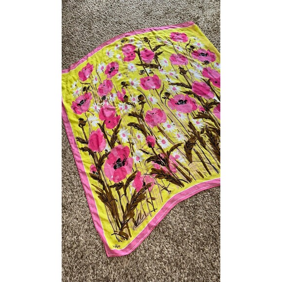 Vera Neumann large vintage Ladybug Pink Yellow Mod Floral Unique Scarf - Picture 7 of 8